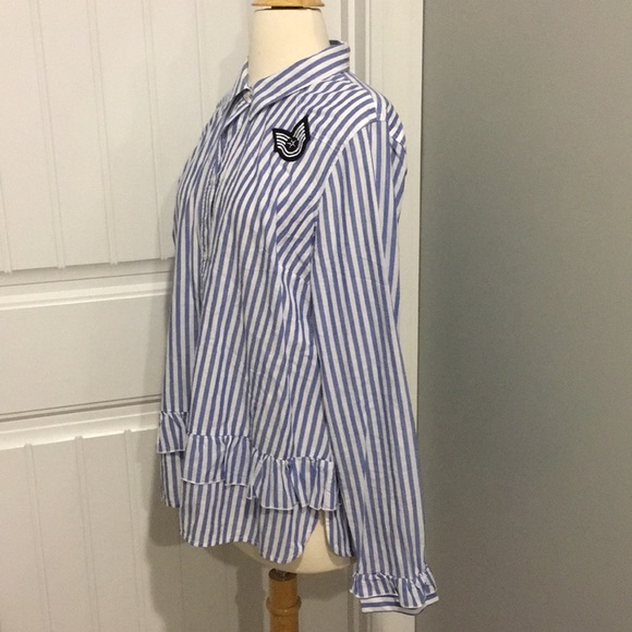 Crown & Ivy Top with Patches - Picture 4 of 6